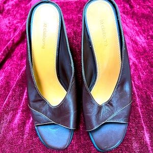 Liz Claiborne dark brown heels
